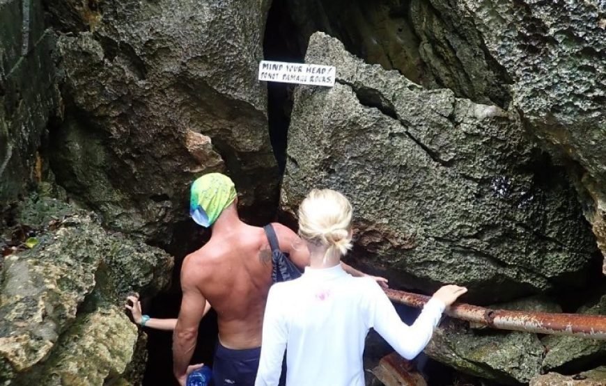 Sawa-I-Lau Caves (Yasawa Islands) Tour Fiji