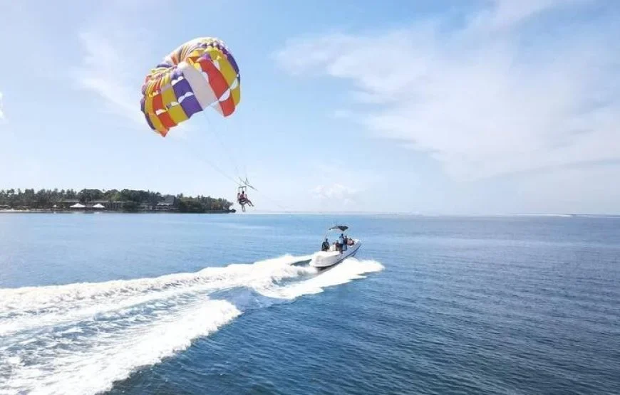 Parasailing & Paragliding in Fiji