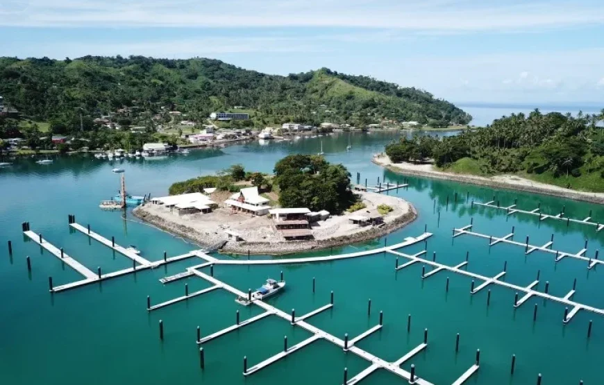 Nawi Island adventure tour