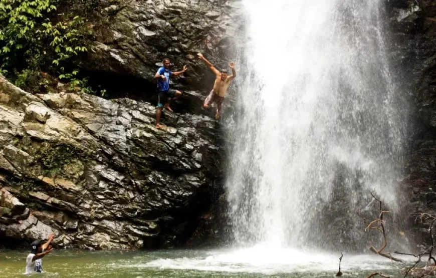 Biausevu Waterfall & Hiking Tour in Sigatoka Fiji