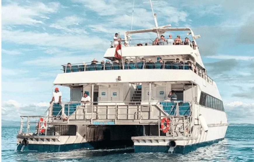 Tivua Island Fiji (Nadi)