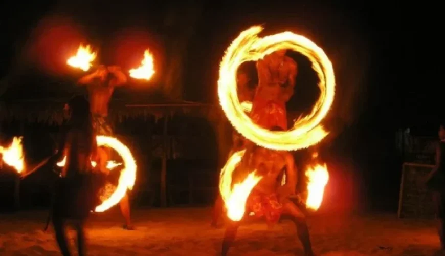 Discover Fiji in a Day: Culture, Coastlines and an Island Dinner Cruise