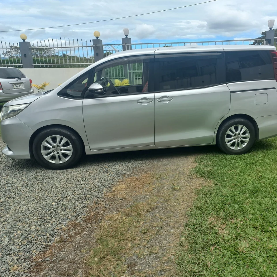 Toyota Noah 8 Seater Van