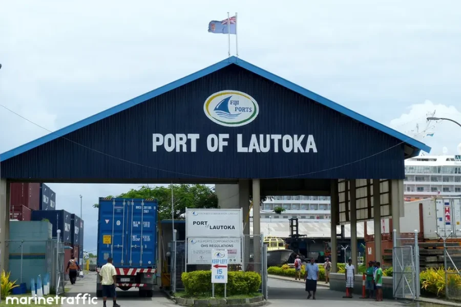 Silver Cloud — Lautoka Port Call May 2026