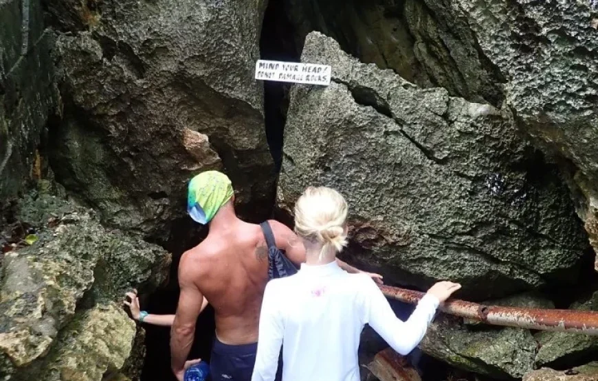 Sawa-I-Lau Caves (Yasawa Islands) Tour Fiji