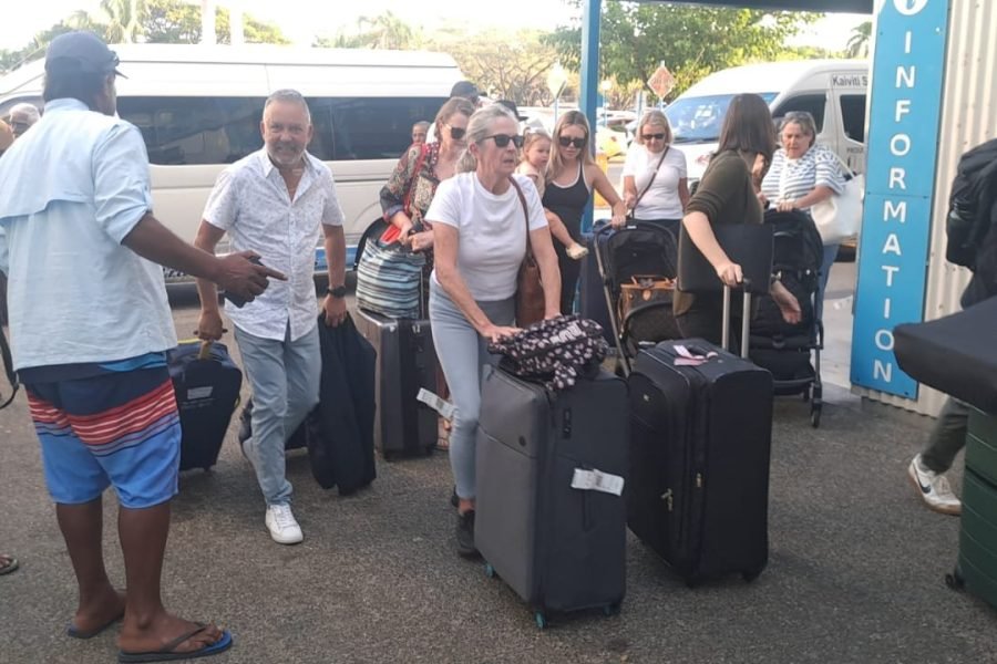 Transfers from Nadi Airport to Marriot Momi Bay Resort