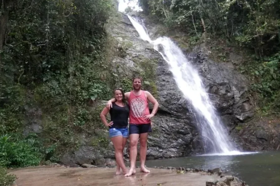 Sigatoka River Cruise Tour & Biausevu Waterfall Tour