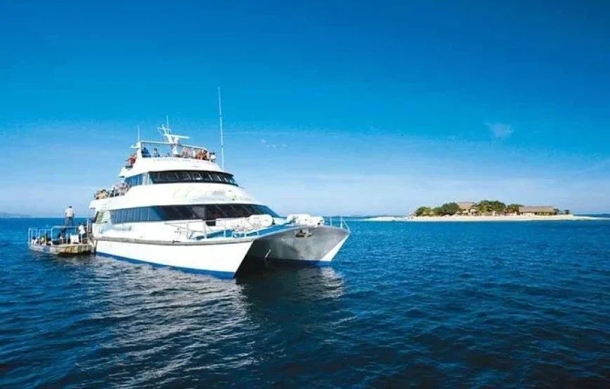 Mamanuca Island Explorer Fiji